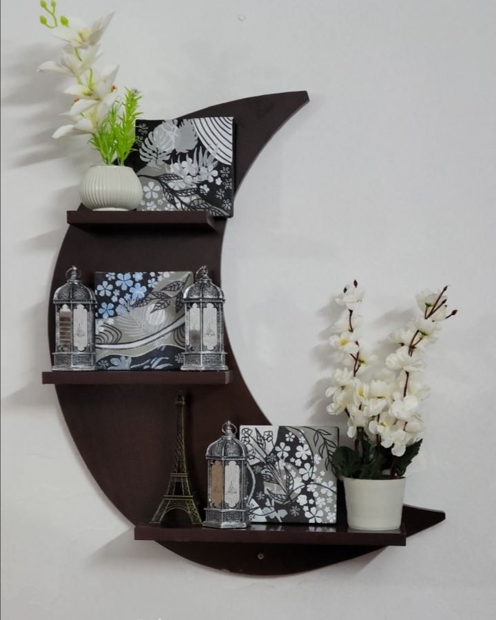 সুন্দর চাঁদ আকৃতির দেয়াল সেলফ 1